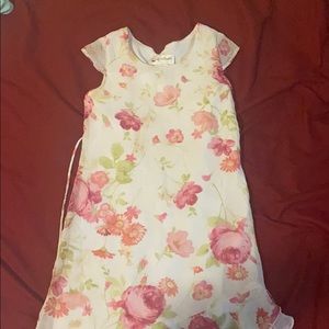 Girls dress